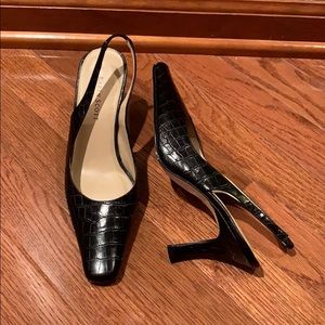 Karen Scott black snakeskin slingback pump heels 6